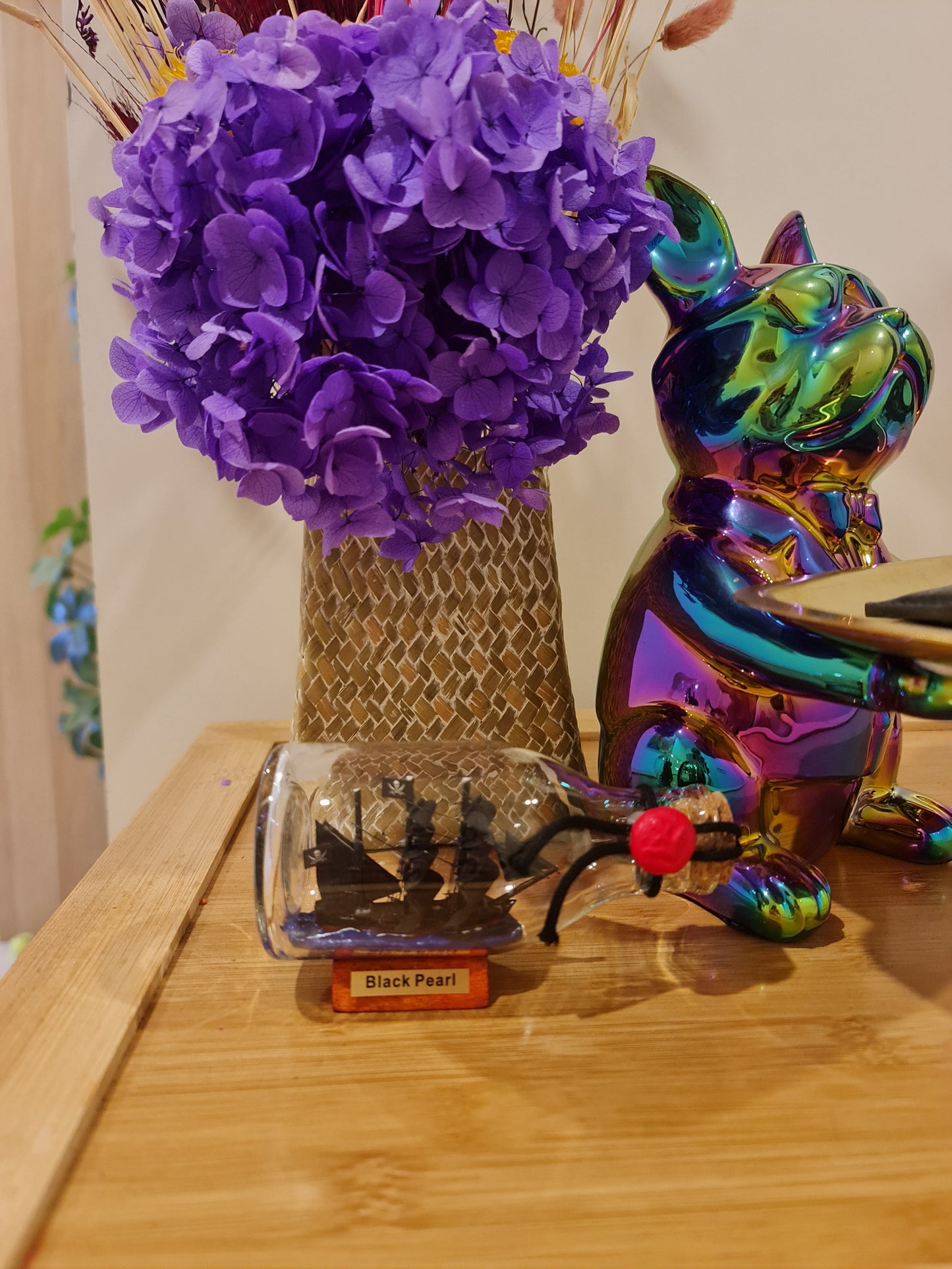 Black Pearl In a Bottle