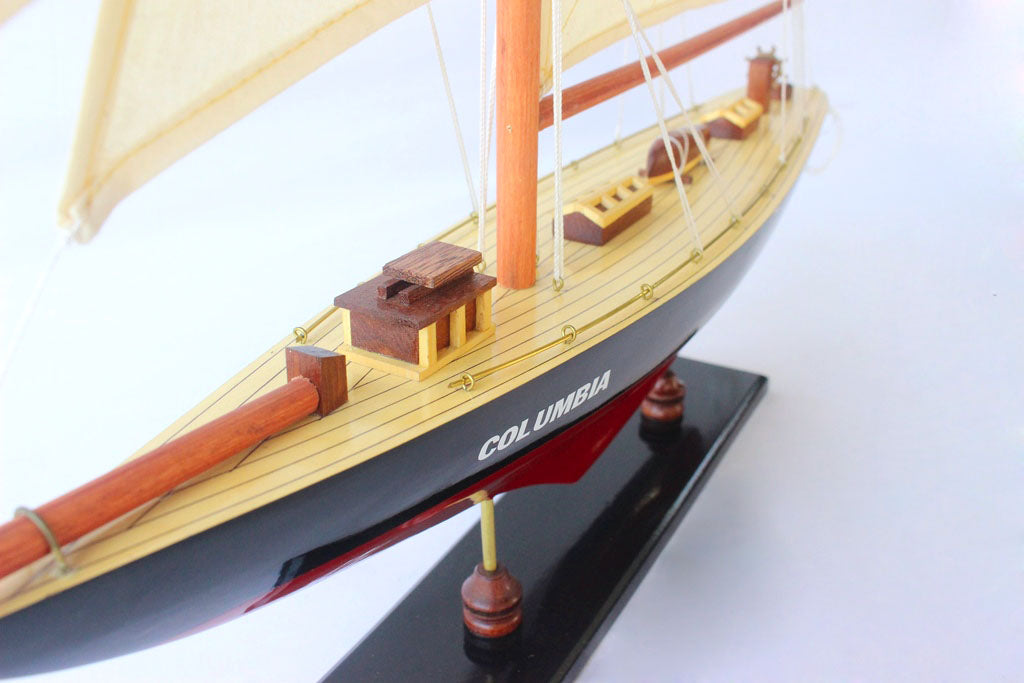 Columbia Yacht, Black/Red